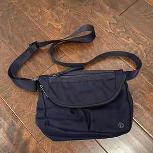 Brand new lululemon cross body bag